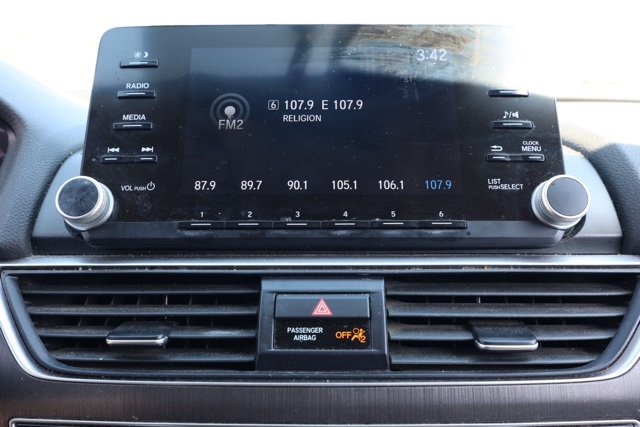 2020 Honda Accord LX photo 26