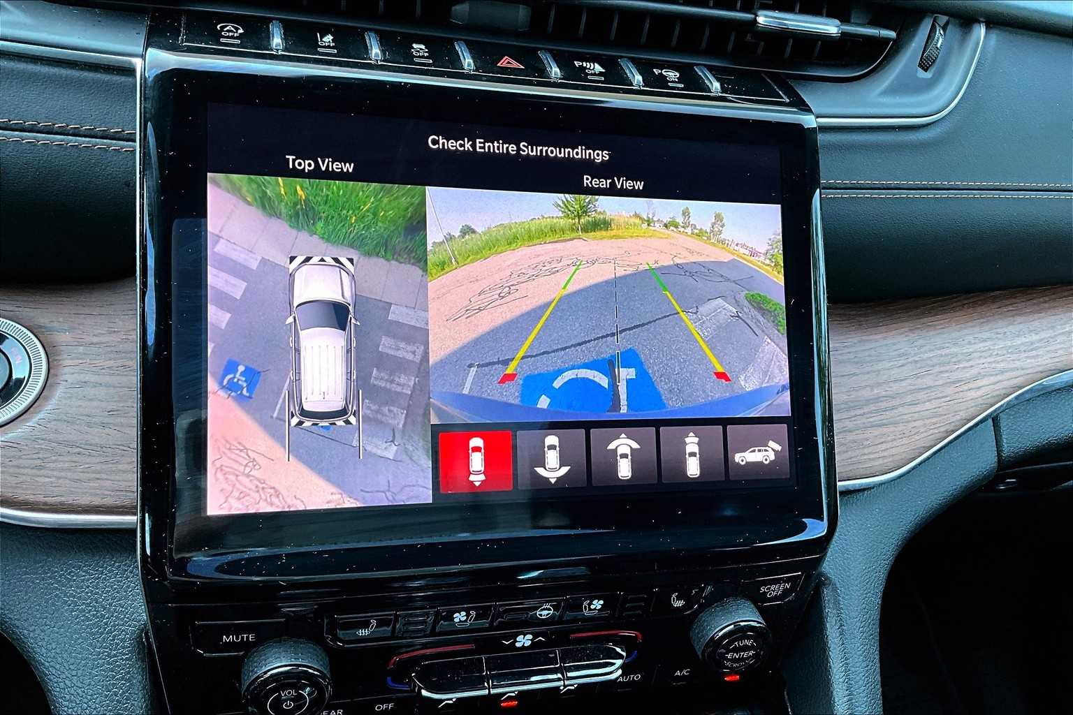 2023 Jeep Grand Cherokee Summit photo 27