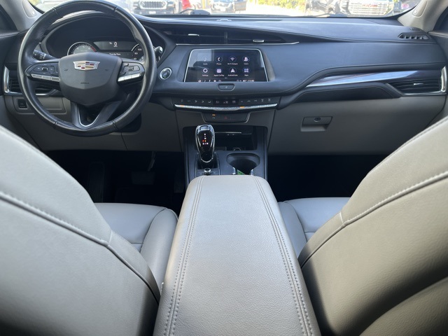 2023 Cadillac XT4 Luxury photo 14
