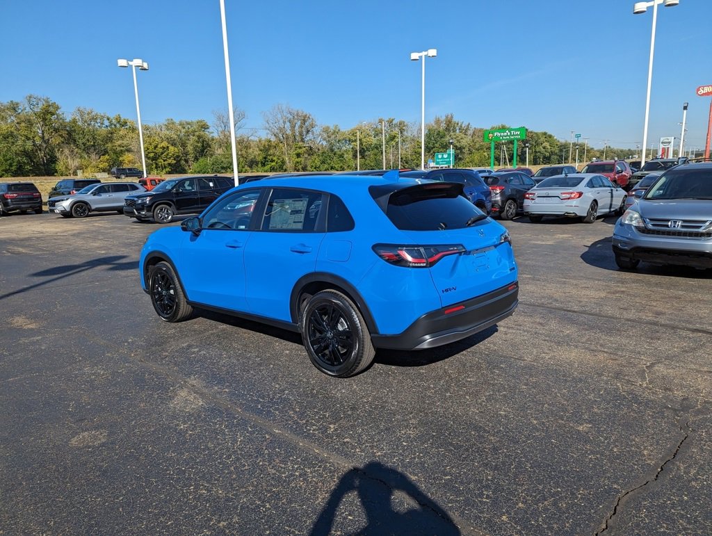 2026 Honda HR-V Sport photo 2