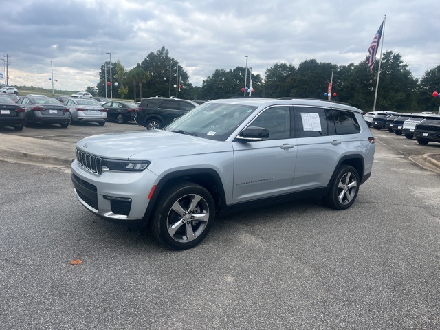 2021 Jeep Grand Cherokee Limited photo 3