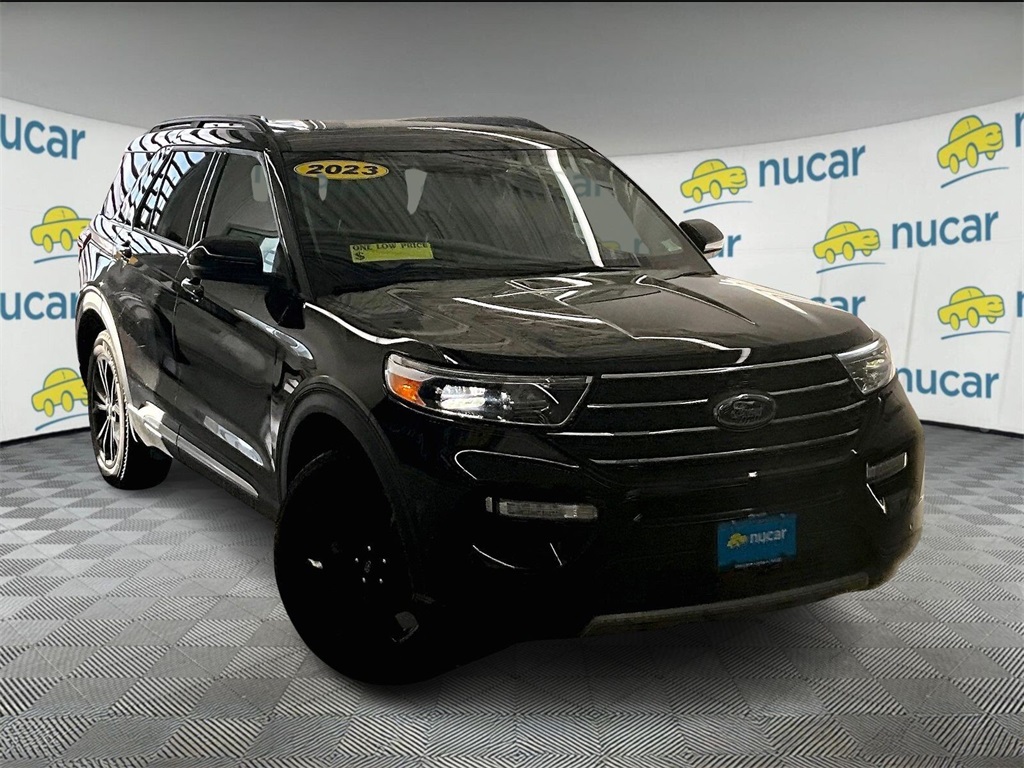 2023 Ford Explorer XLT's photo