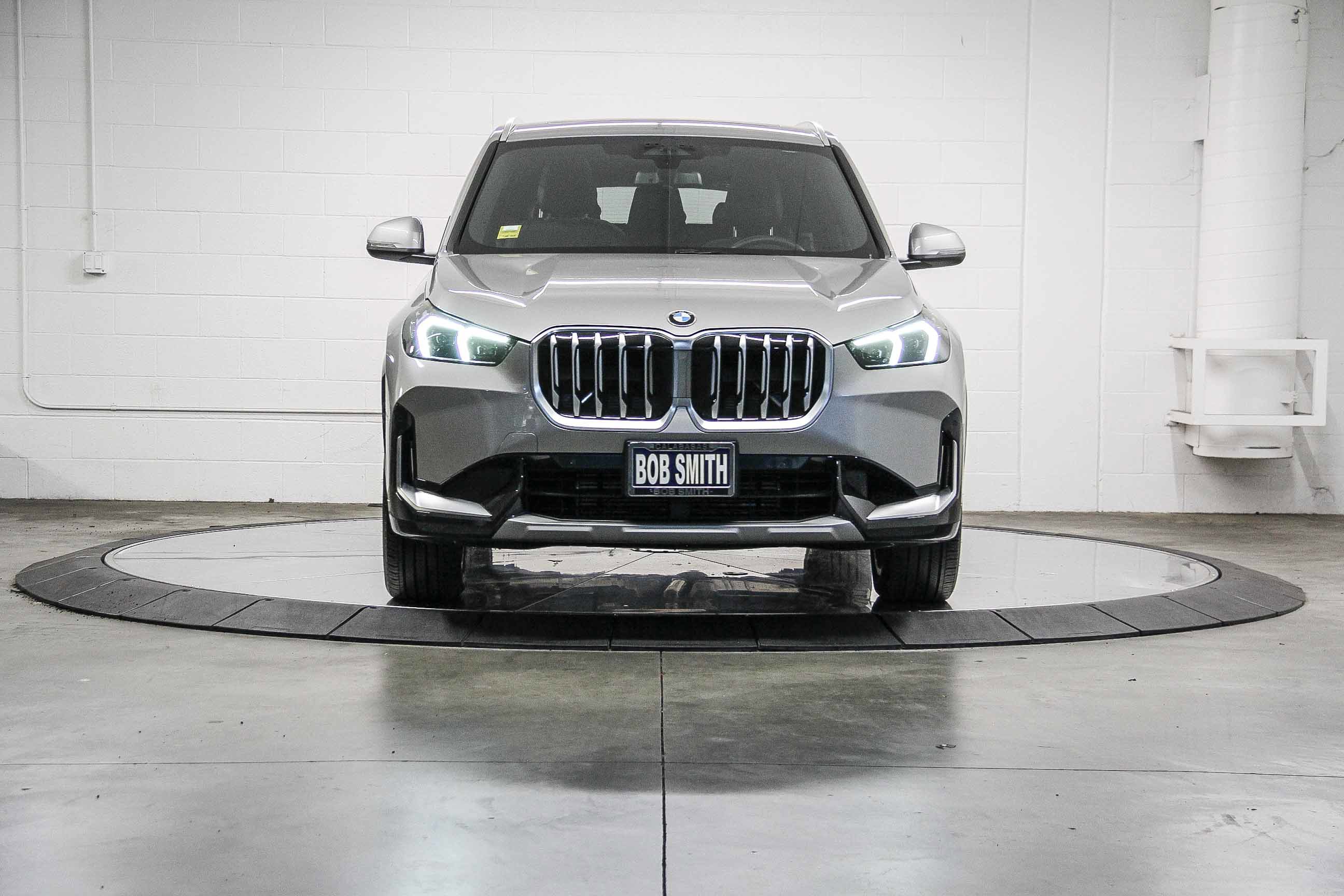 2025 Bmw X1 XDrive28i photo 2