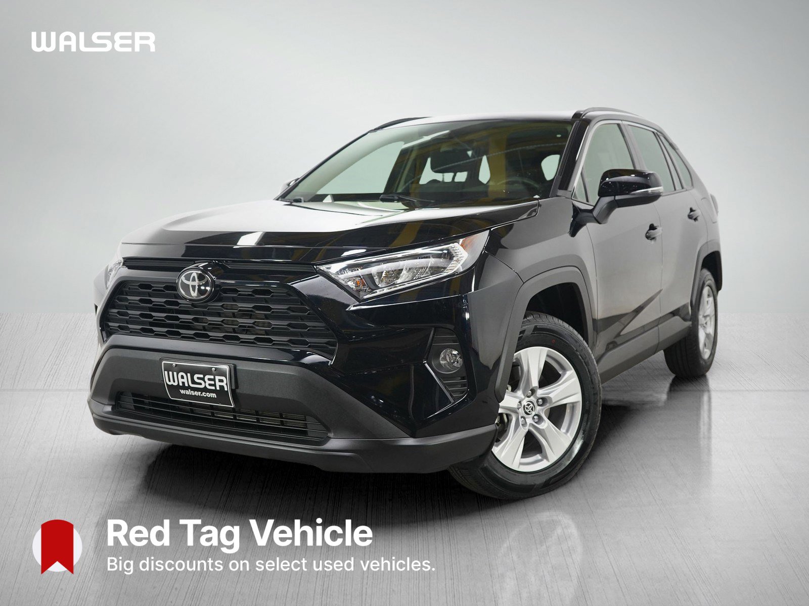 2021 Toyota RAV4 XLE's photo