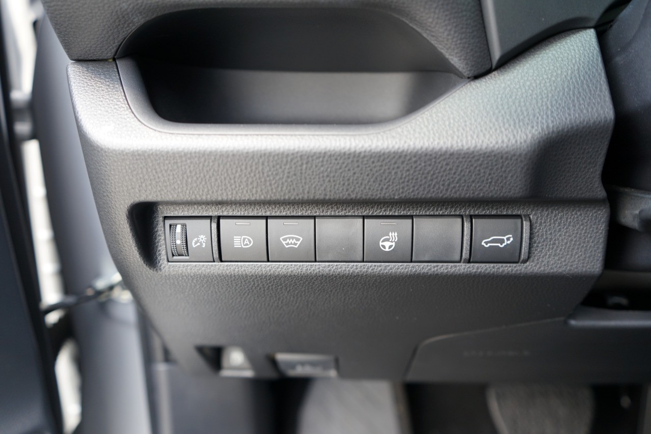 2023 Toyota RAV4 Prime SE photo 15