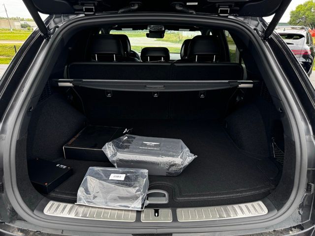 2025 Genesis GV70 2.5T Sport Prestige photo 10