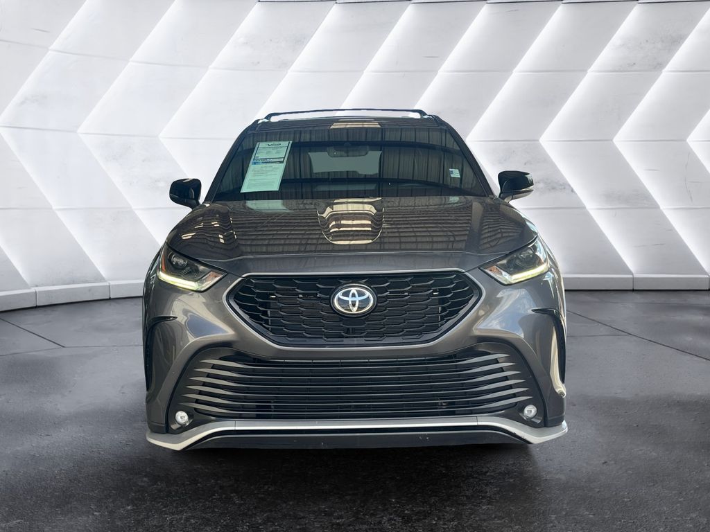 2023 Toyota Highlander XSE photo 2