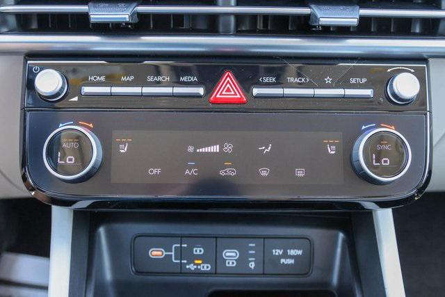 New 2025 Silver Hyundai SEL Convenience FWD image 17