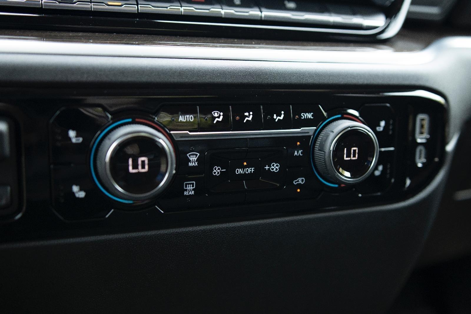 2025 Chevrolet Silverado 1500 LT photo 15