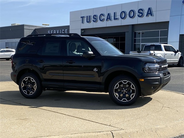 2025 Ford Bronco Sport Outer Banks photo 2