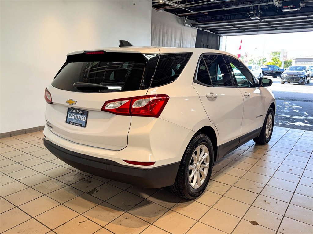 2019 Chevrolet Equinox LS photo 2