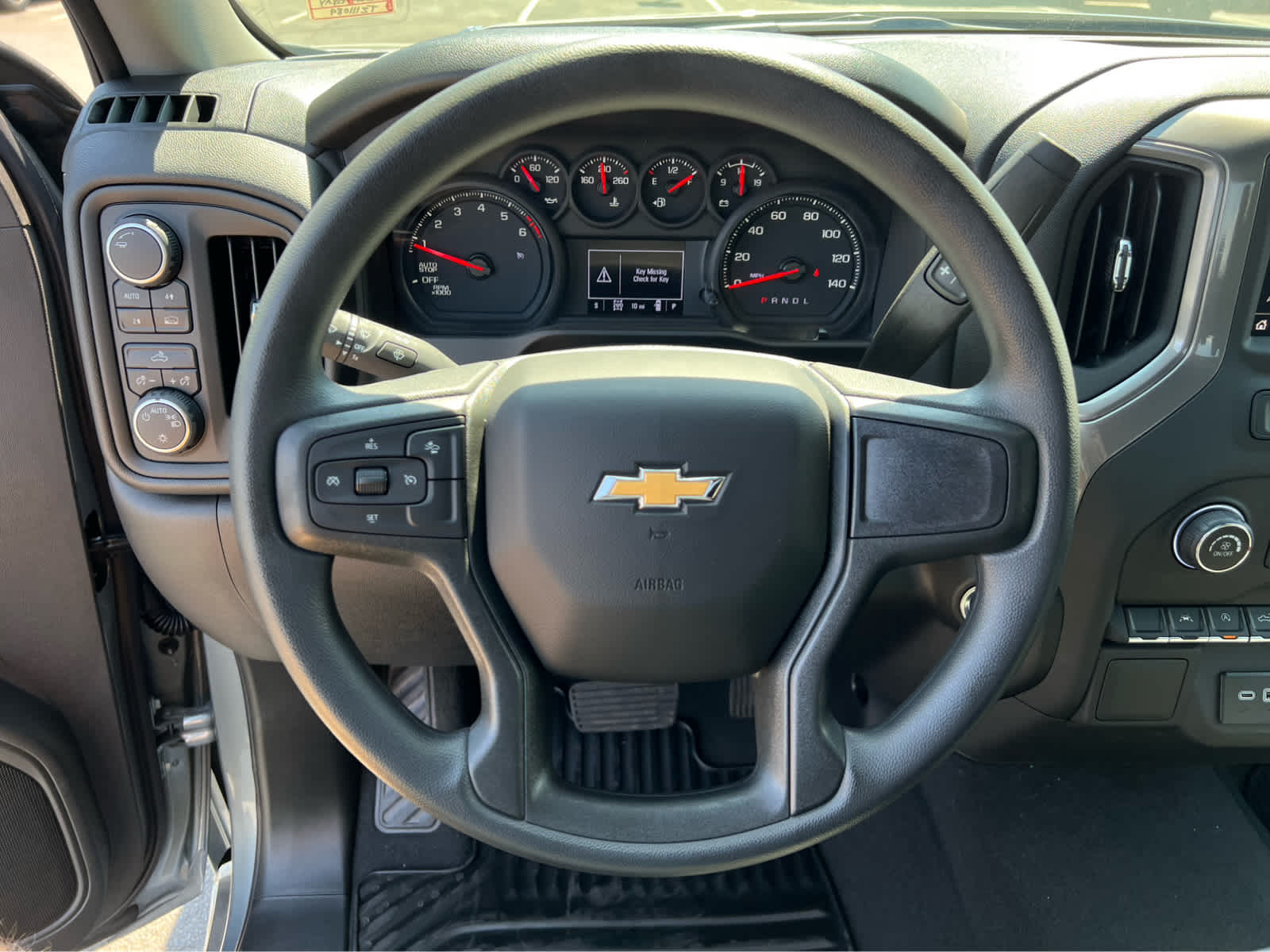 2026 Chevrolet Silverado 1500 Custom photo 17