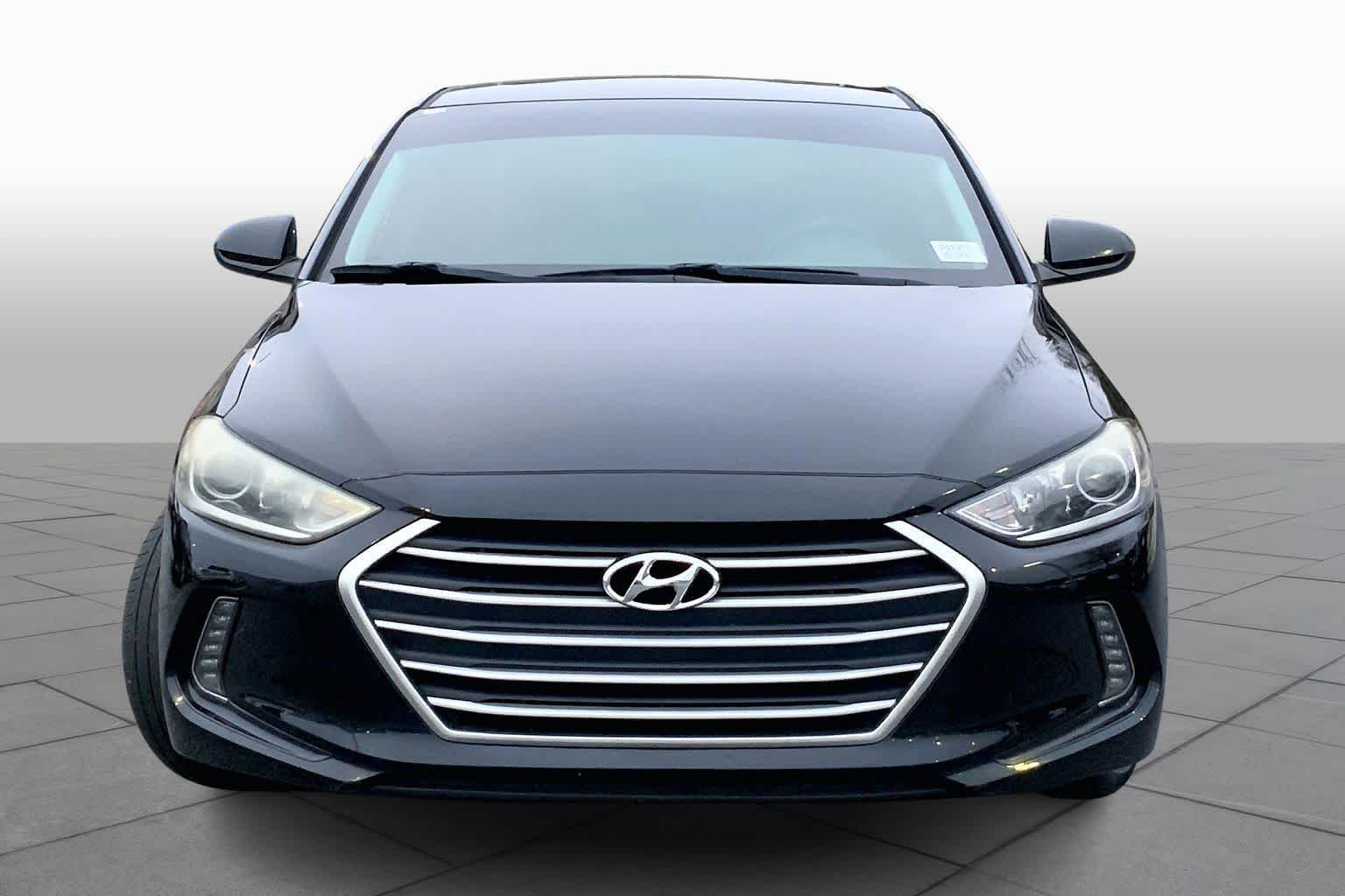 2018 Hyundai Elantra SEL Value Edition Limited photo 3