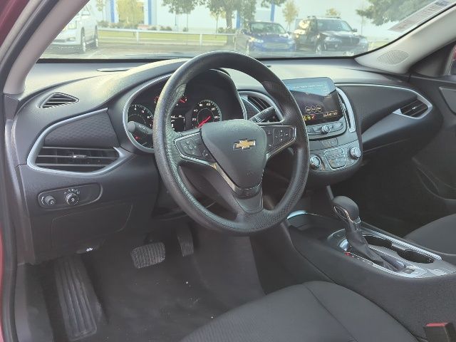 2024 Chevrolet Malibu 1LT photo 4