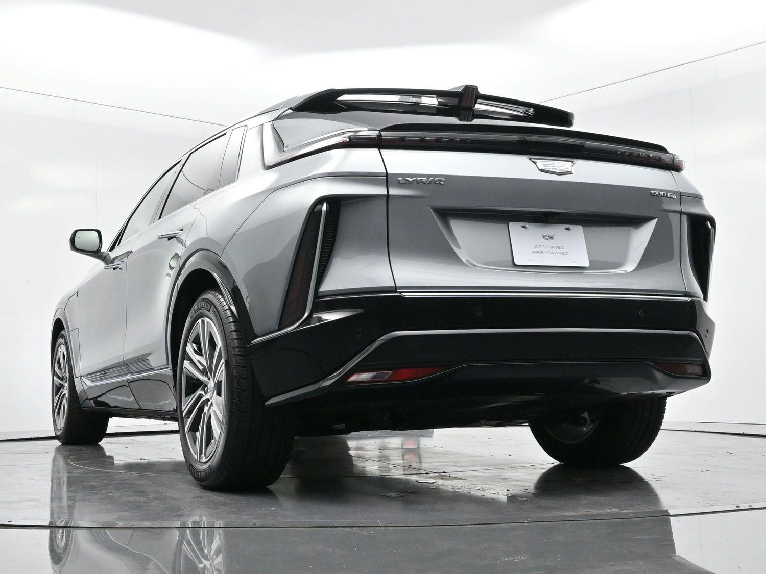 2024 Cadillac Lyriq Luxury photo 45