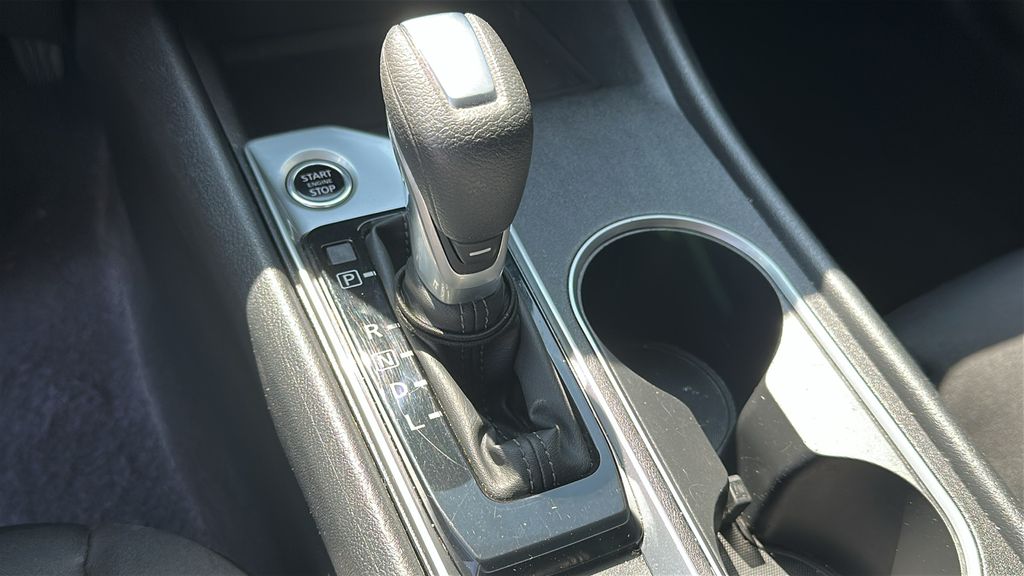 2022 Nissan Altima 2.5 SV photo 16
