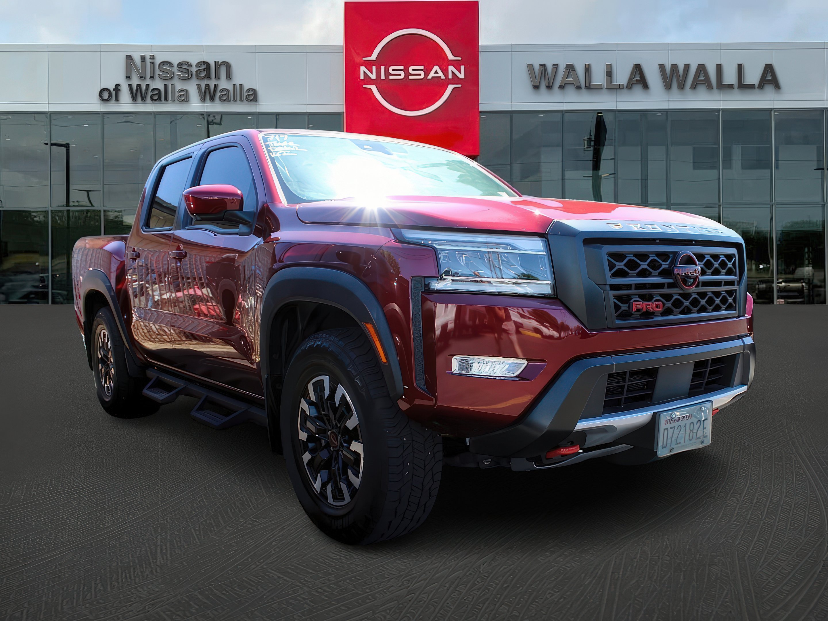 2024 Nissan Frontier PRO-4X's photo