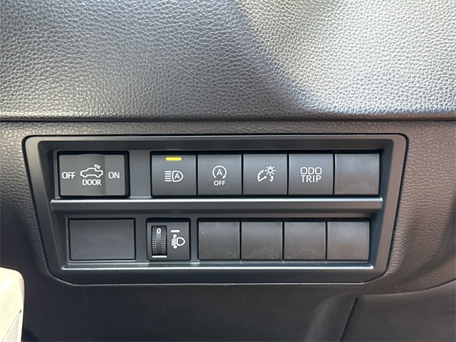 2025 Toyota Tundra SR5 photo 16