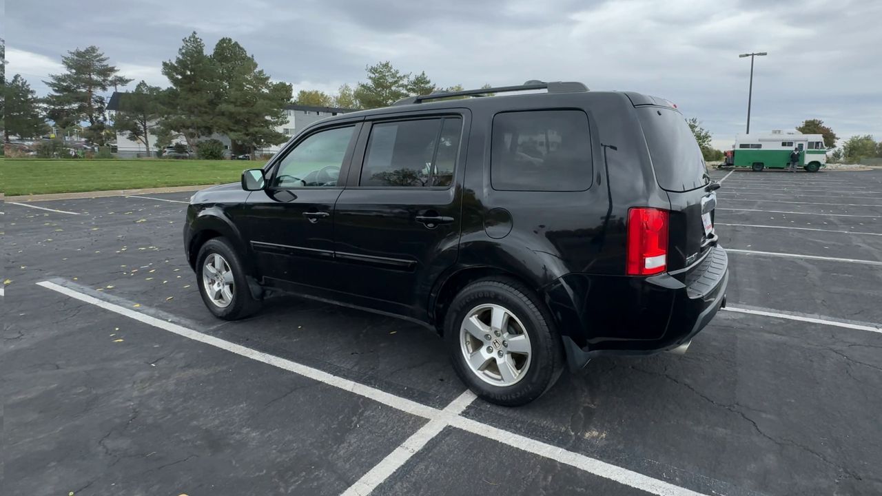 2011 Honda Pilot EX-L photo 4