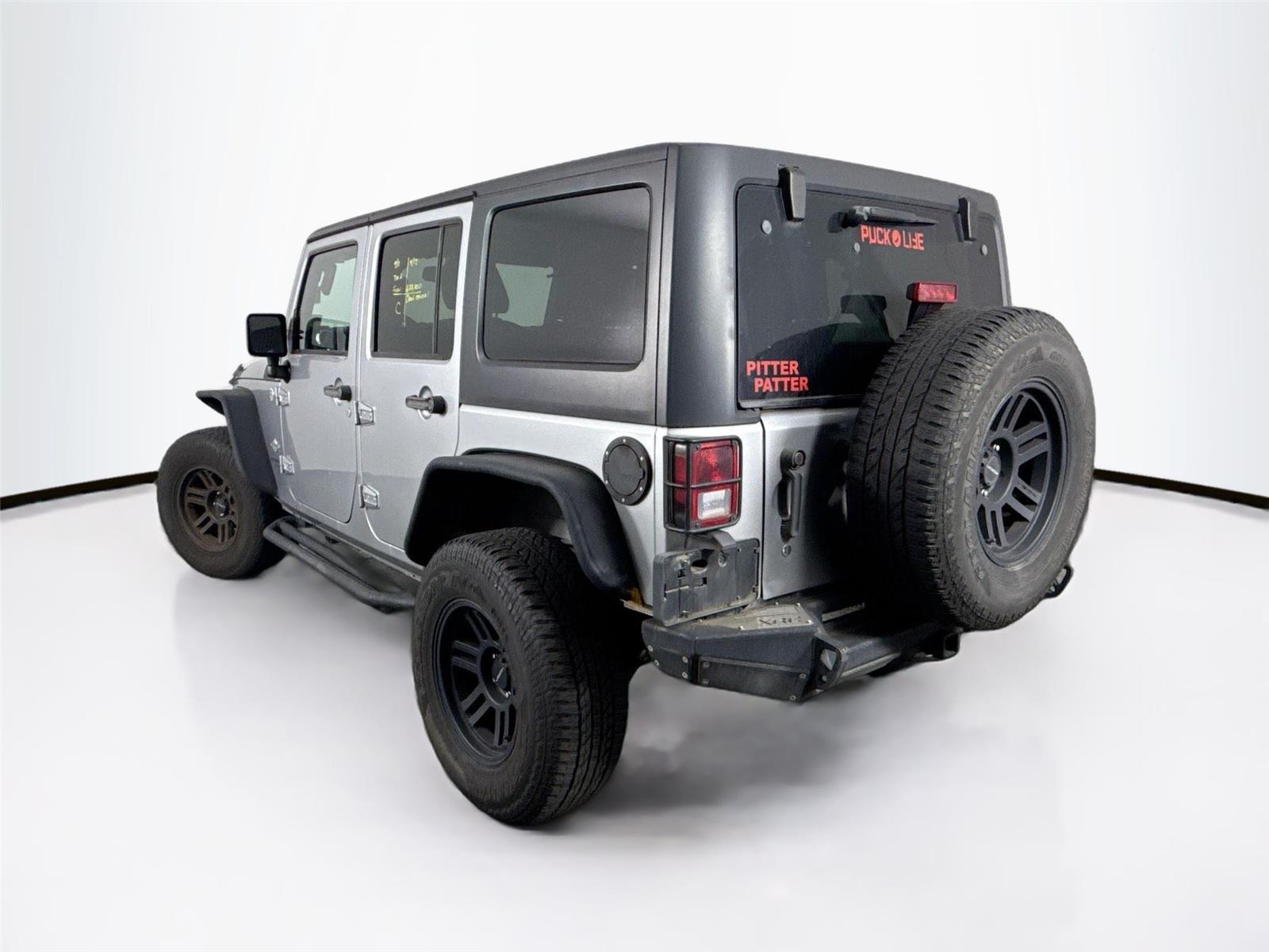 2015 Jeep Wrangler Unlimited Freedom photo 8