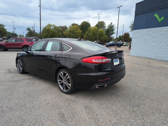 2020 Ford Fusion Titanium photo 3