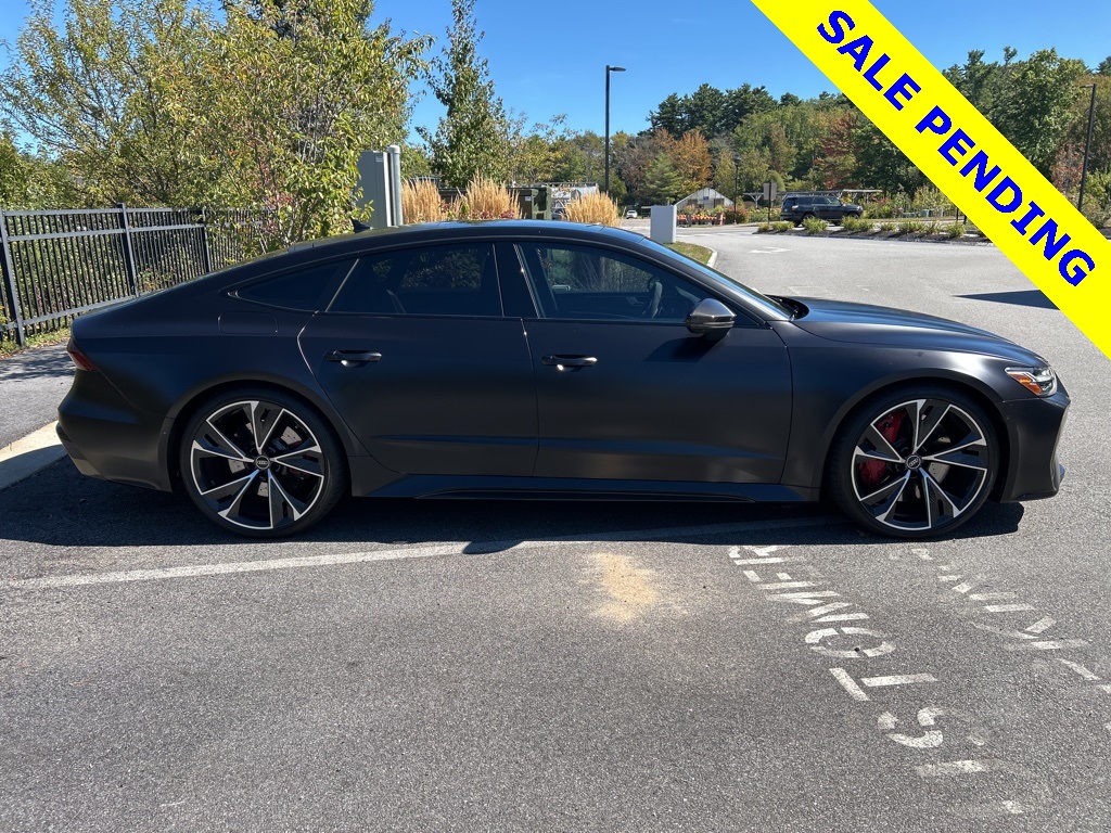 2022 Audi RS 7 Base photo 3