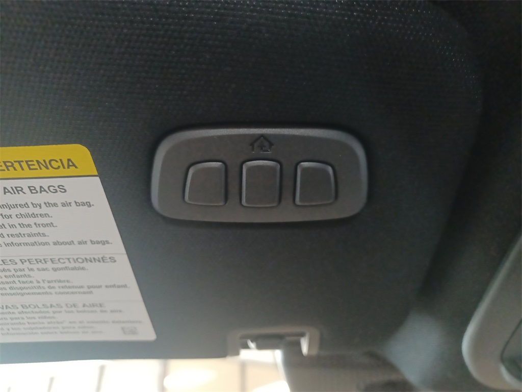 2025 Ford Explorer ST photo 41