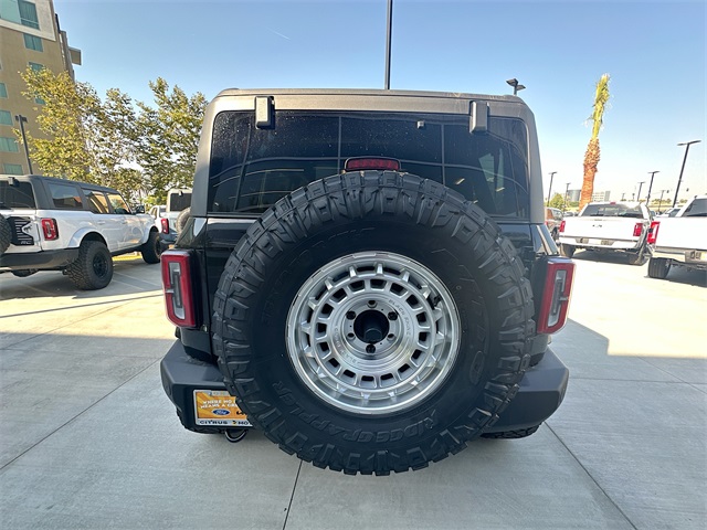2025 Ford Bronco Outer Banks photo 3