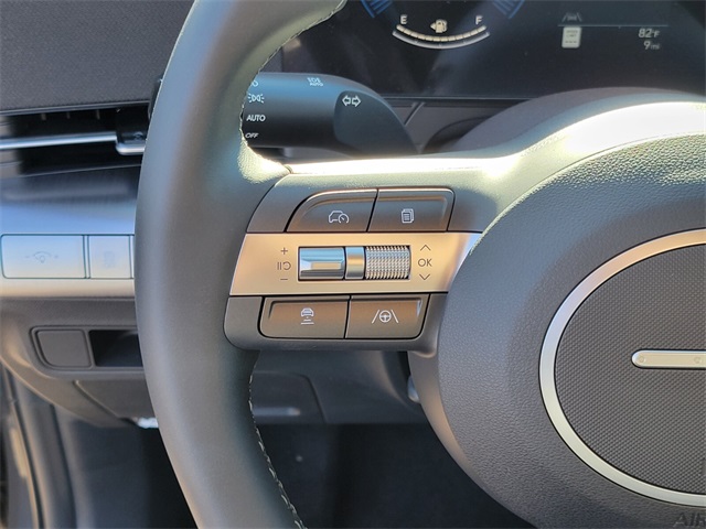 2026 Hyundai Kona SEL photo 11
