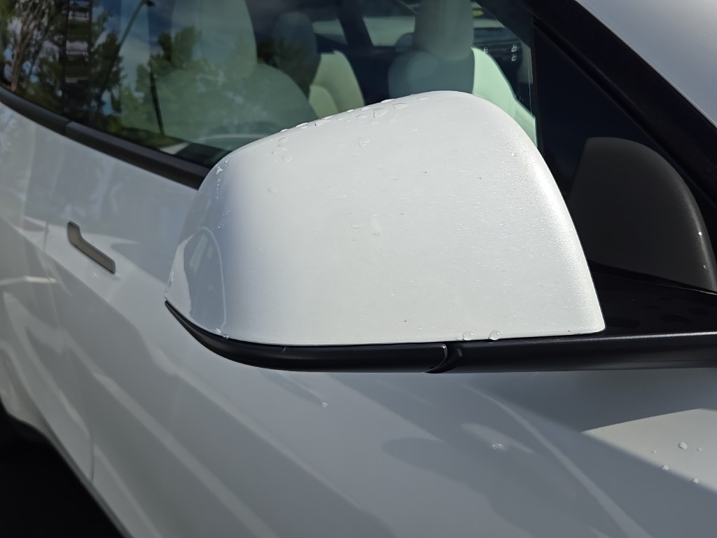 2023 Tesla Model Y Long Range photo 6