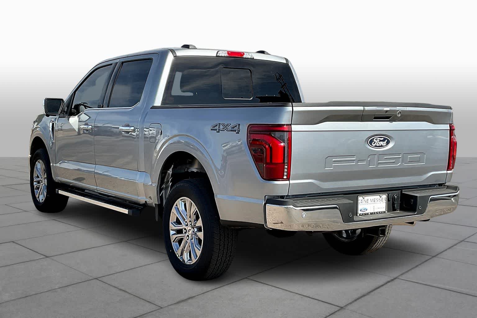2025 Ford F-150 Lariat photo 12