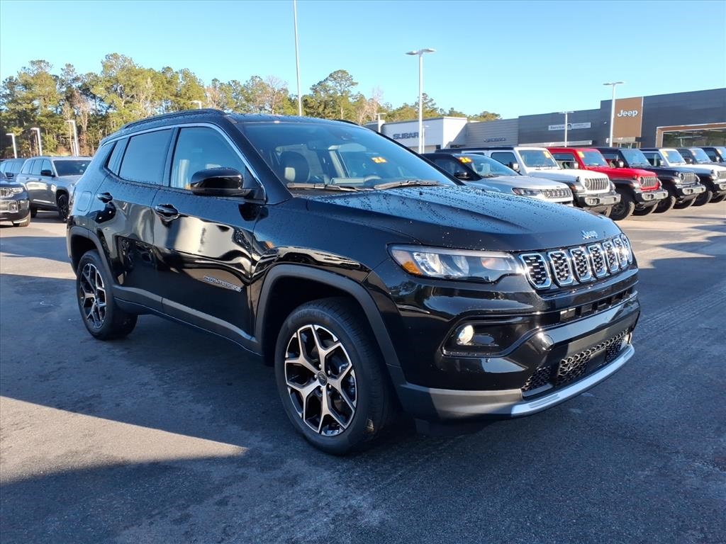 2026 Jeep Compass Limited's photo