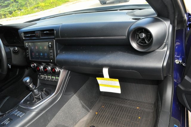 2023 Toyota GR86 Premium photo 12