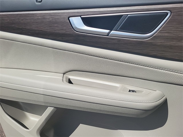 2025 Volkswagen Atlas SE photo 12