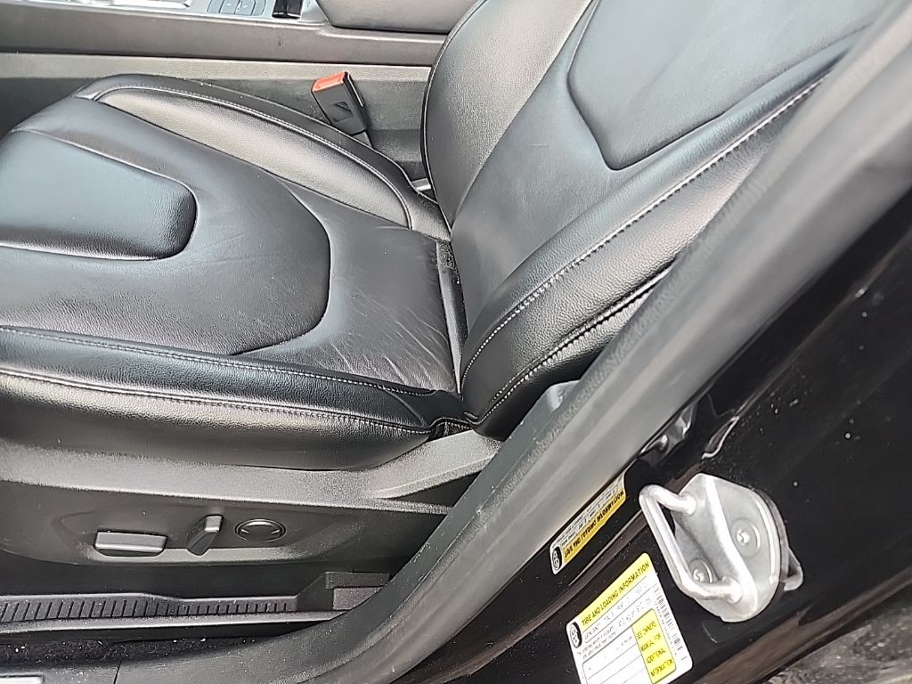 2022 Ford Edge Titanium photo 10