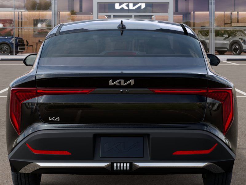 2025 Kia K4 LXS photo 12