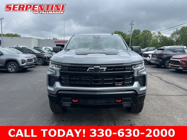 2025 Chevrolet Silverado 1500 LT Trail Boss photo 2