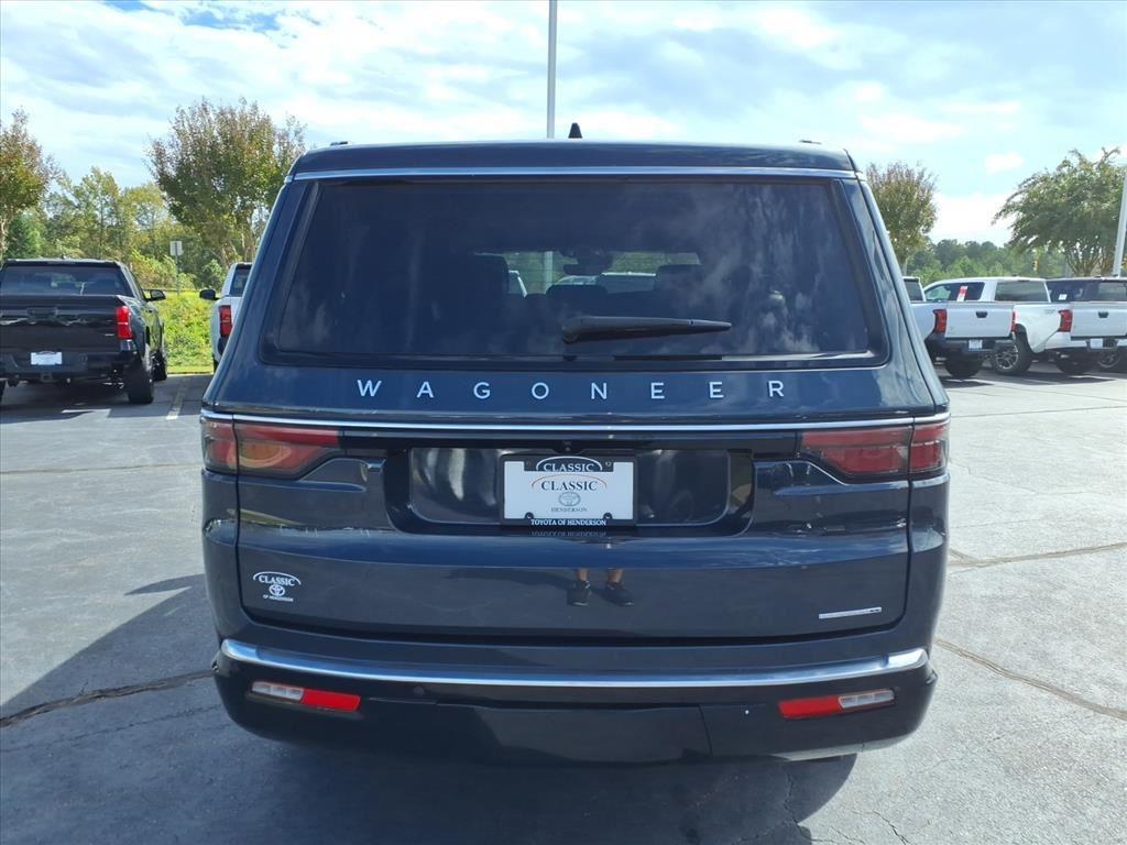 2024 Jeep Wagoneer Series II photo 4