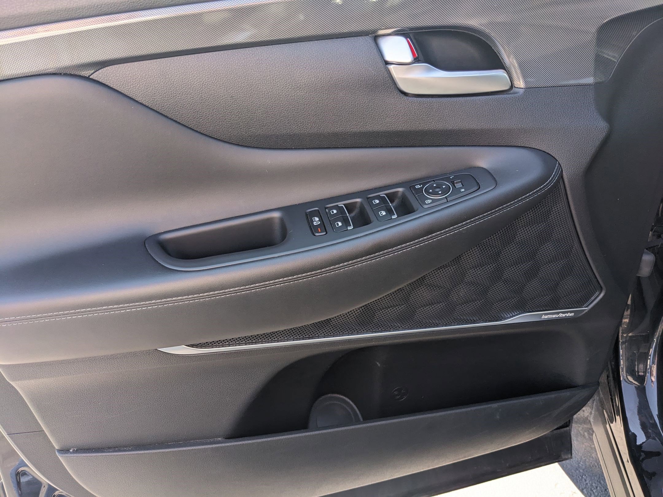 2023 Hyundai Santa Fe SEL Premium photo 10