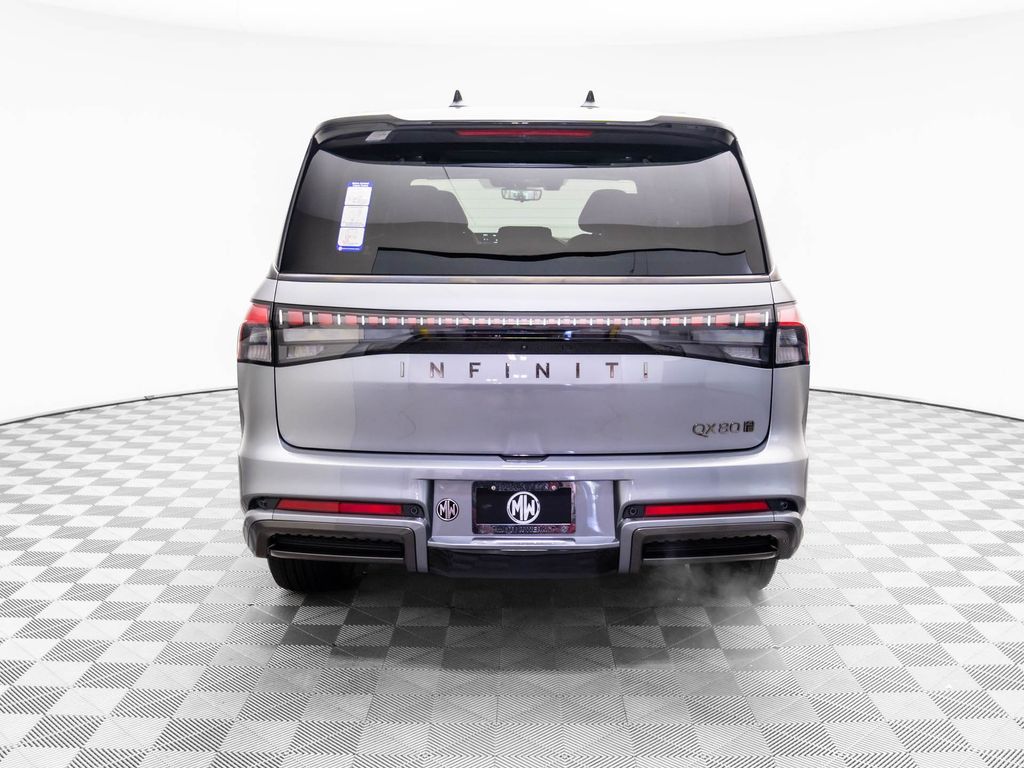 2026 Infiniti QX80 photo 4