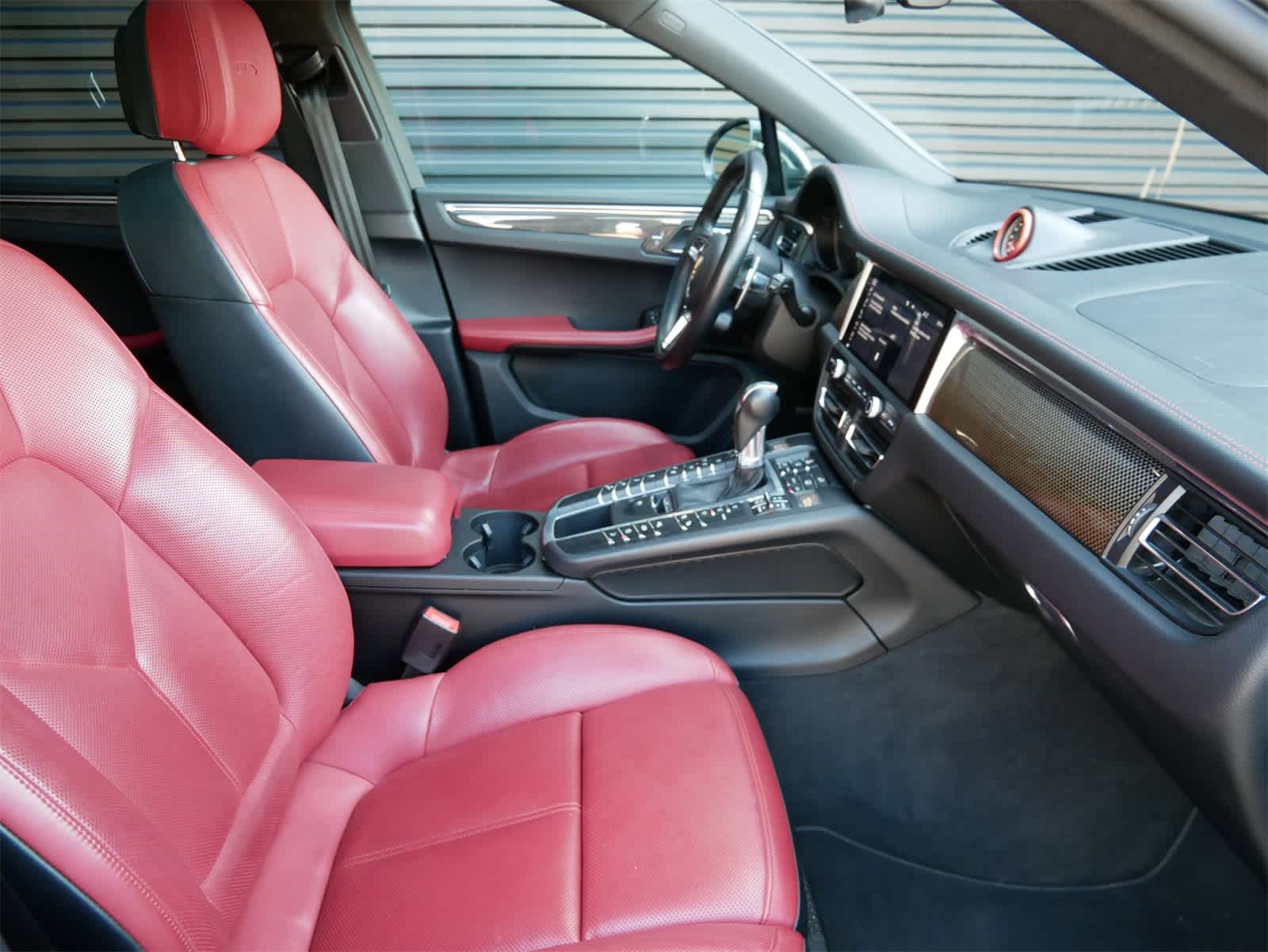 2021 Porsche Macan GTS photo 24