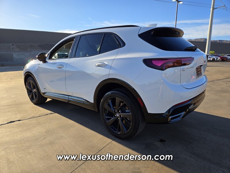 2025 Buick Envision Sport Touring photo 4