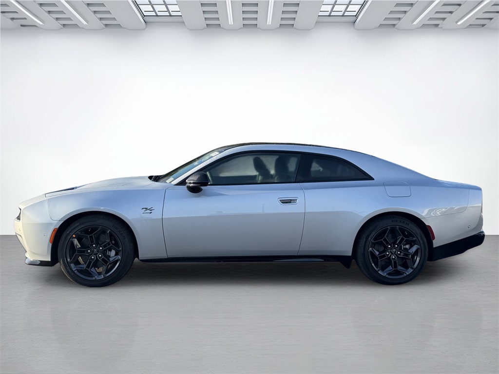 2025 Dodge Charger R/T photo 6