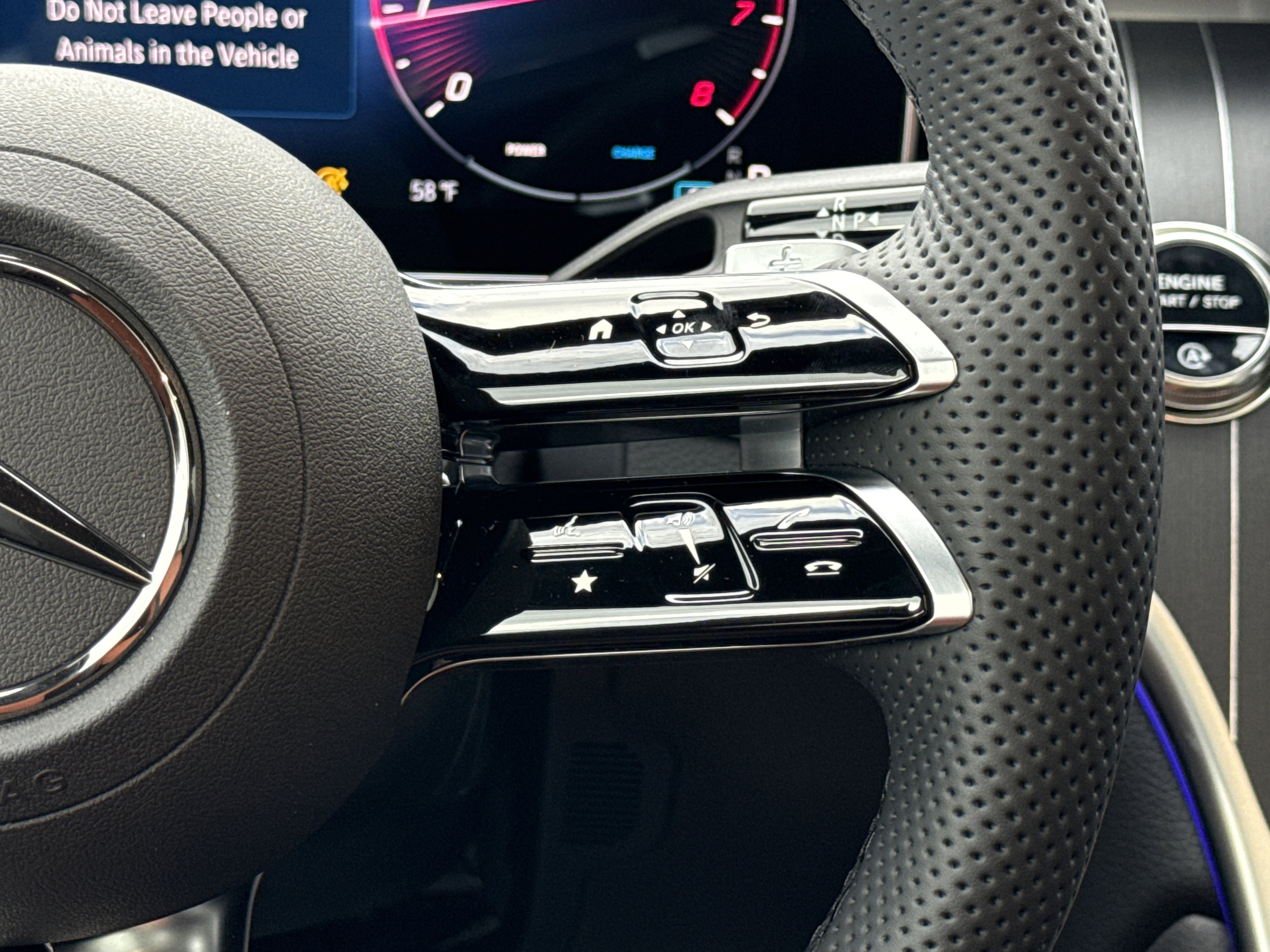 2026 Mercedes Benz GLC 300 4MATIC photo 2