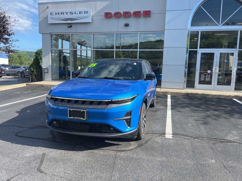 2025 Jeep Wagoneer S Limited's photo