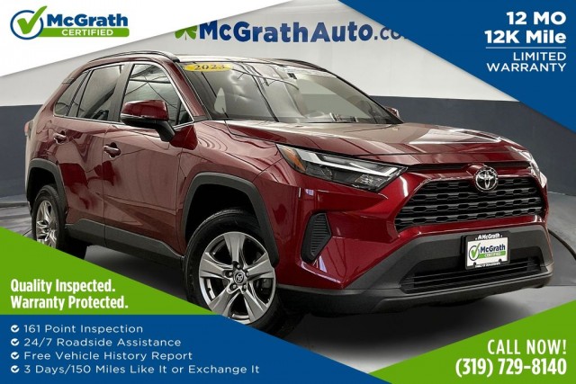2023 Toyota RAV4 XLE's photo