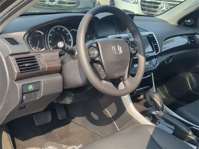 2016 Honda Accord EX-L photo 2