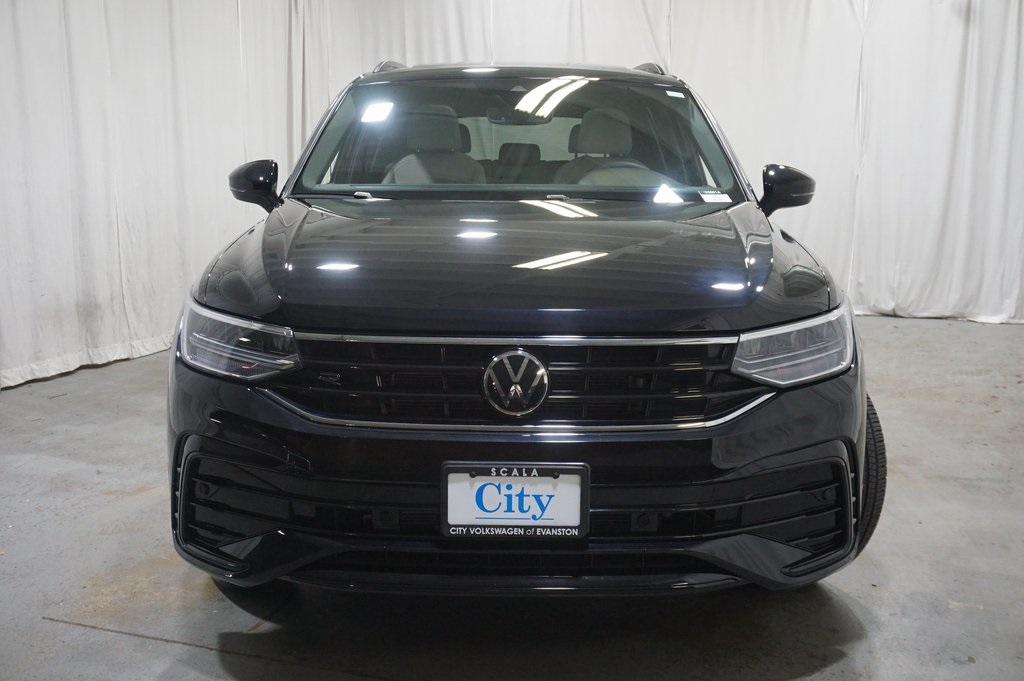 2023 Volkswagen Tiguan SE R-Line Black photo 5