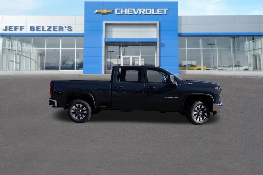 2026 Chevrolet Silverado 2500HD LT Z71 photo 2