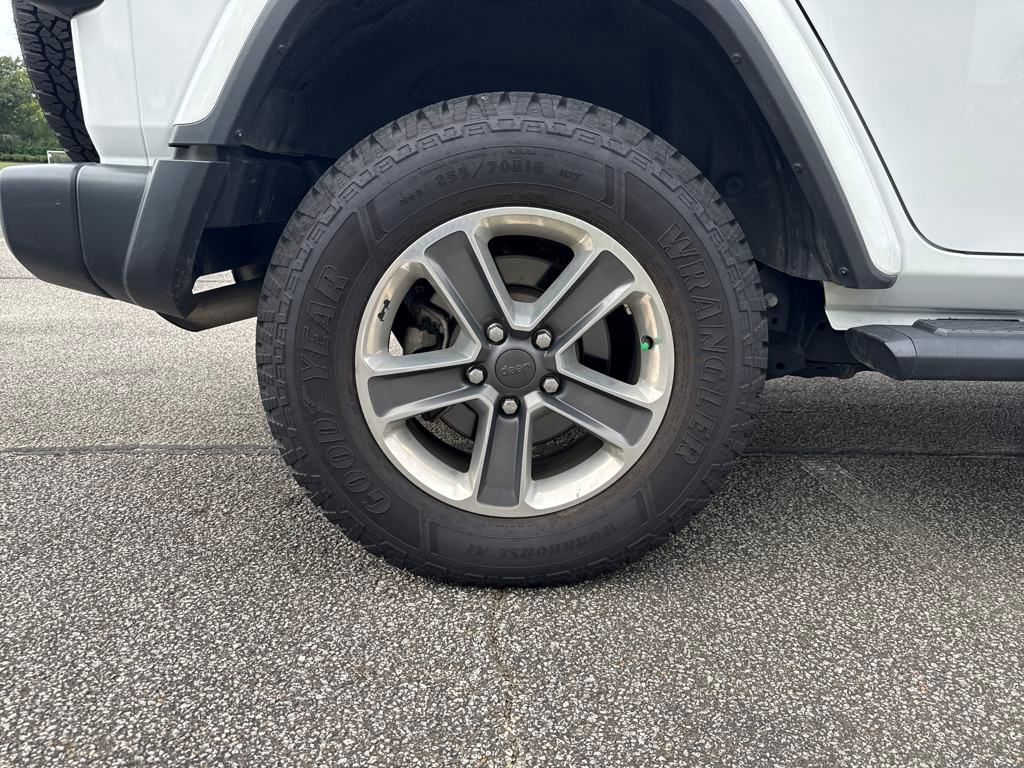 2021 Jeep Wrangler Unlimited Sahara Sport photo 23